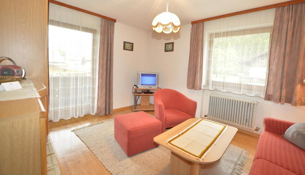 Apartamento Fernblick Leutasch Habitación foto